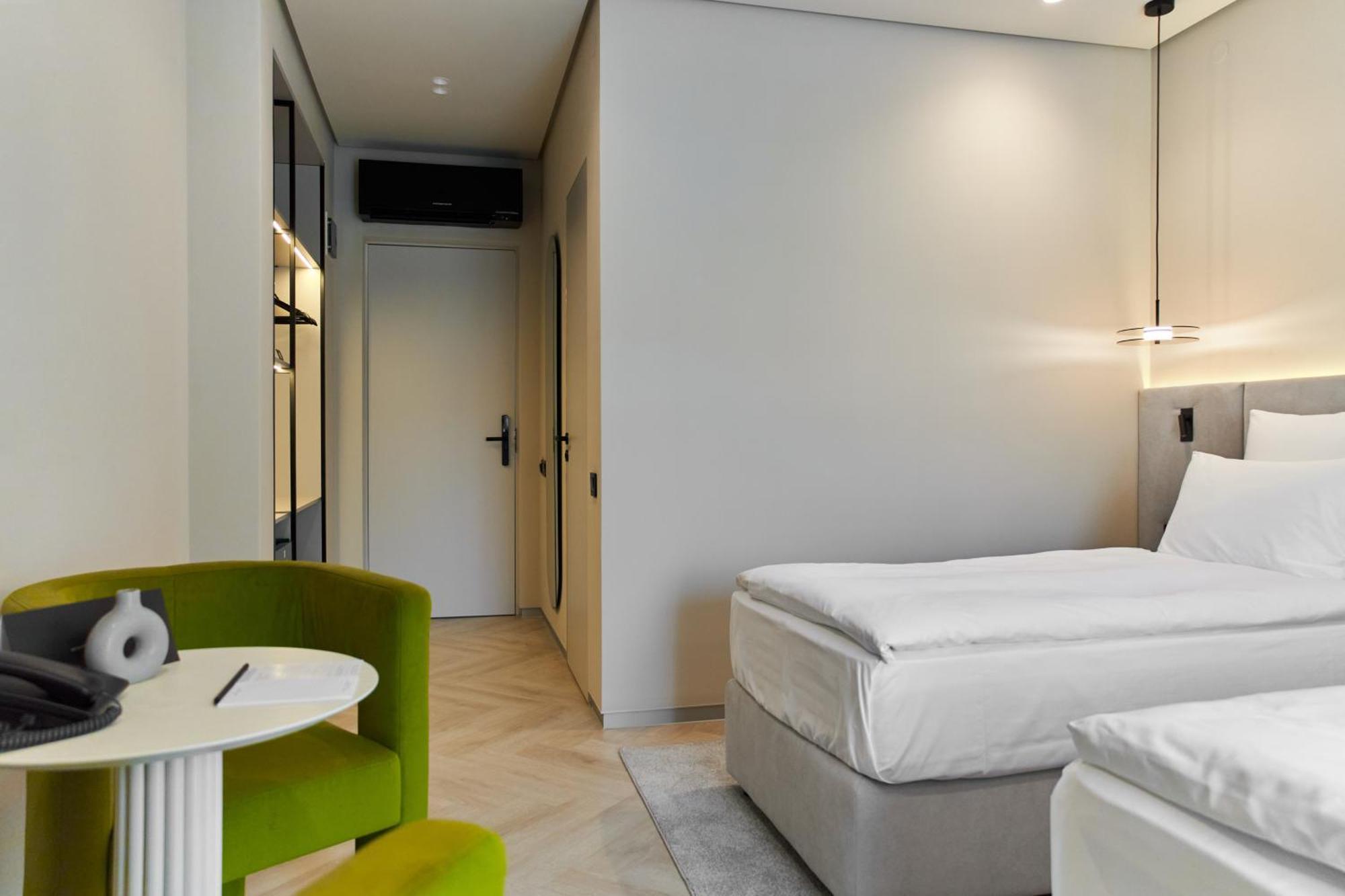 Hotel Laudon Uzhhorod Room photo