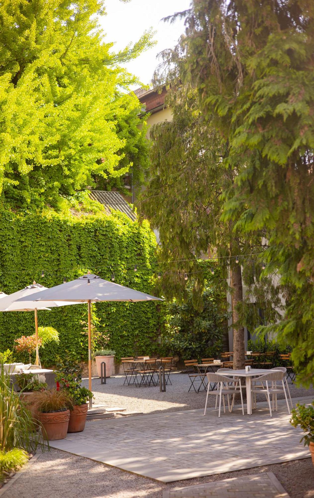 Hotel Laudon Uzhhorod Exterior photo